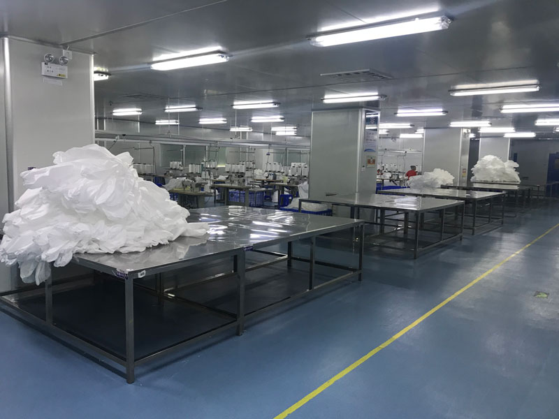 医护防护用品生产现场