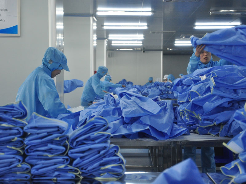 医护防护用品生产现场