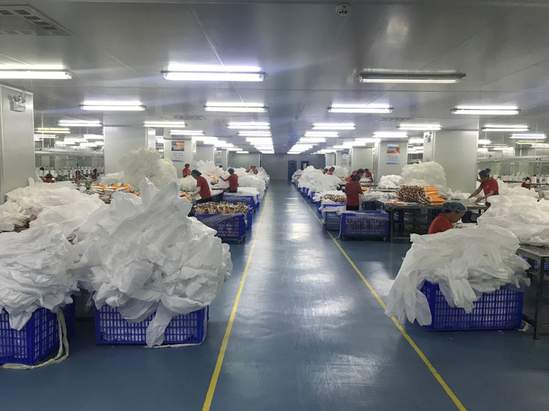 医护防护用品生产现场