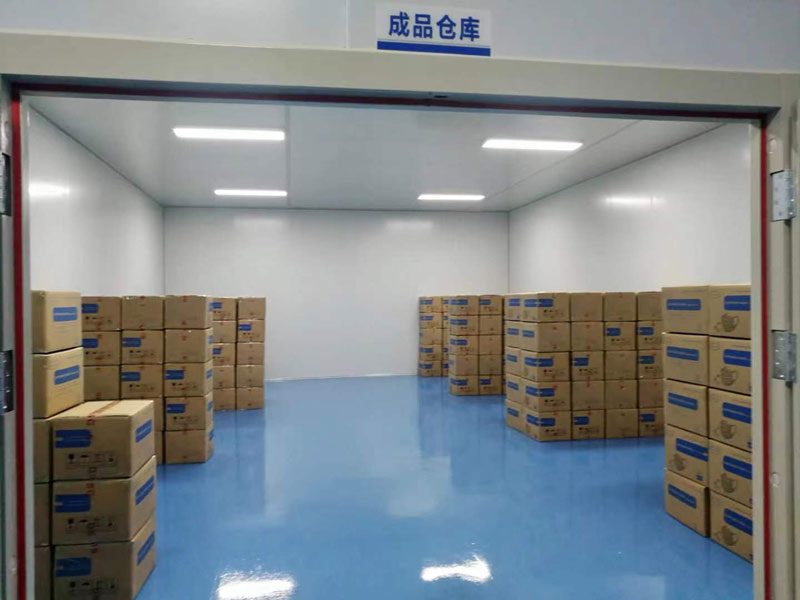 医护防护用品生产现场
